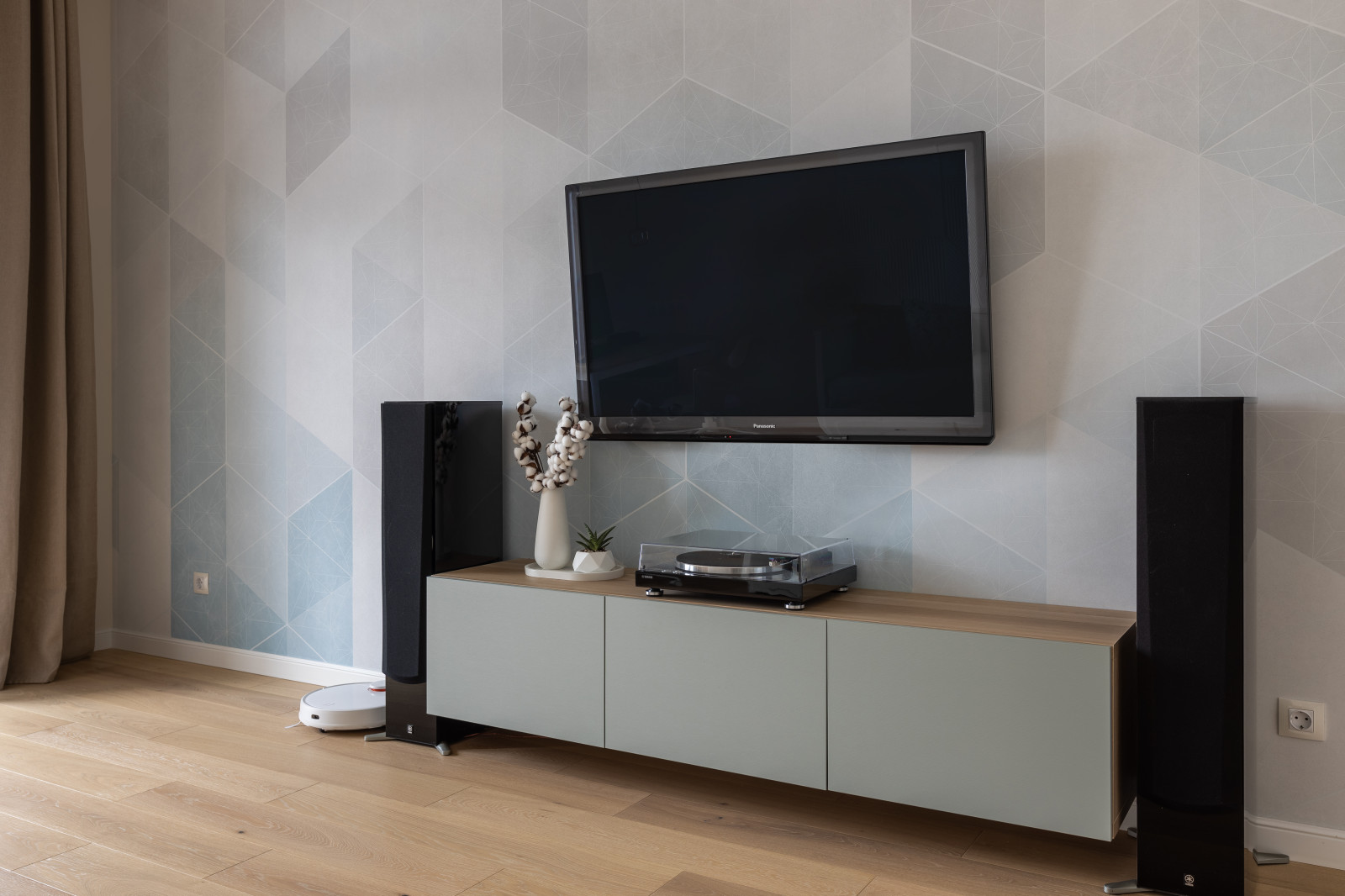 ЖК На Моисеенко,27