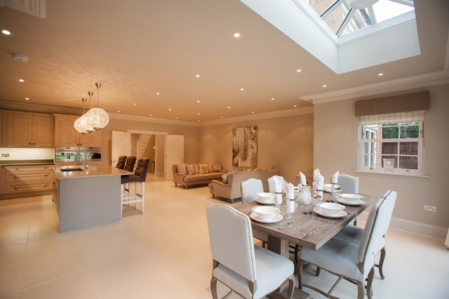 New build house Sunningdale, Berkshire traditional-dining-room