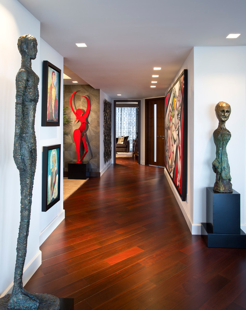 This is an example of a contemporary hallway in Miami.