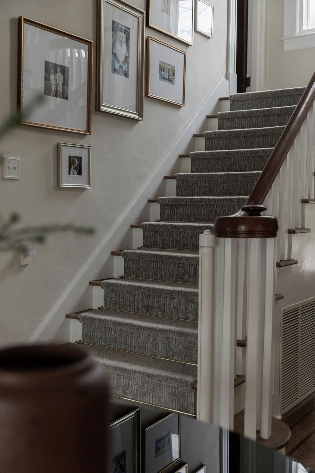 Mountain Lakes Historical Home - Foyer