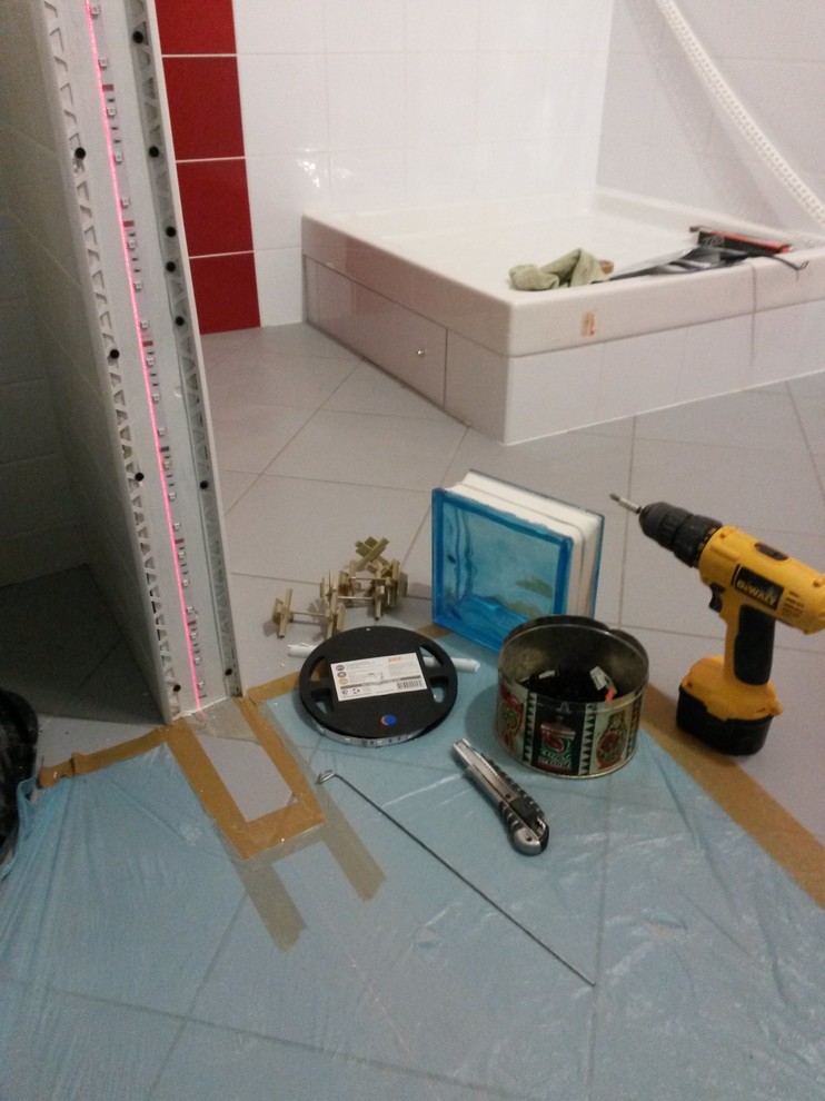 Монтаж стеклоблоков с подсведкой RGB