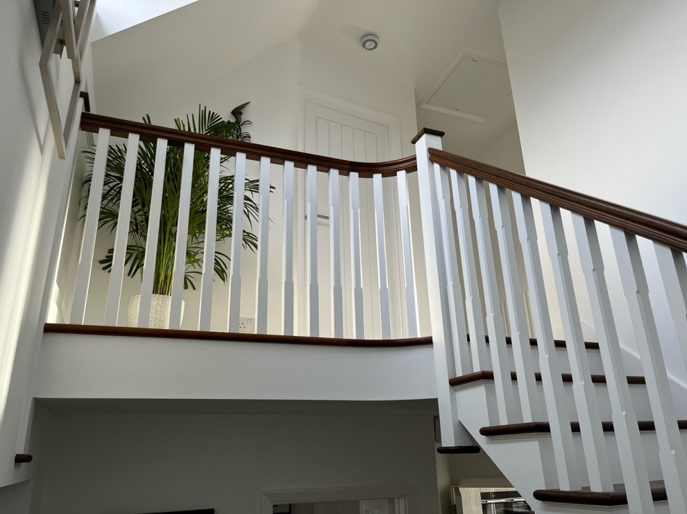 Medium sized classic staircase in Hertfordshire.