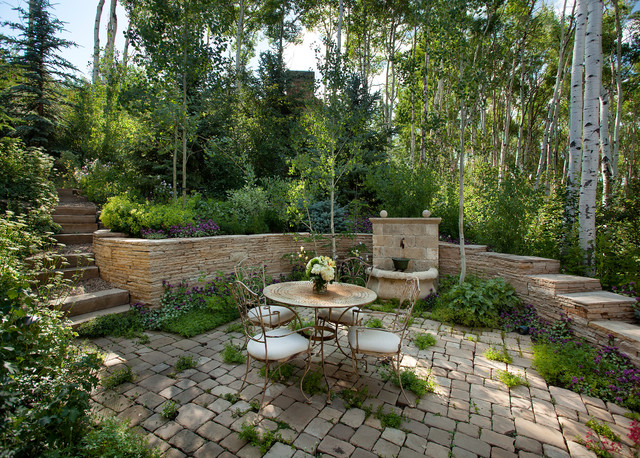 Beaver Creek II rustikal-patio