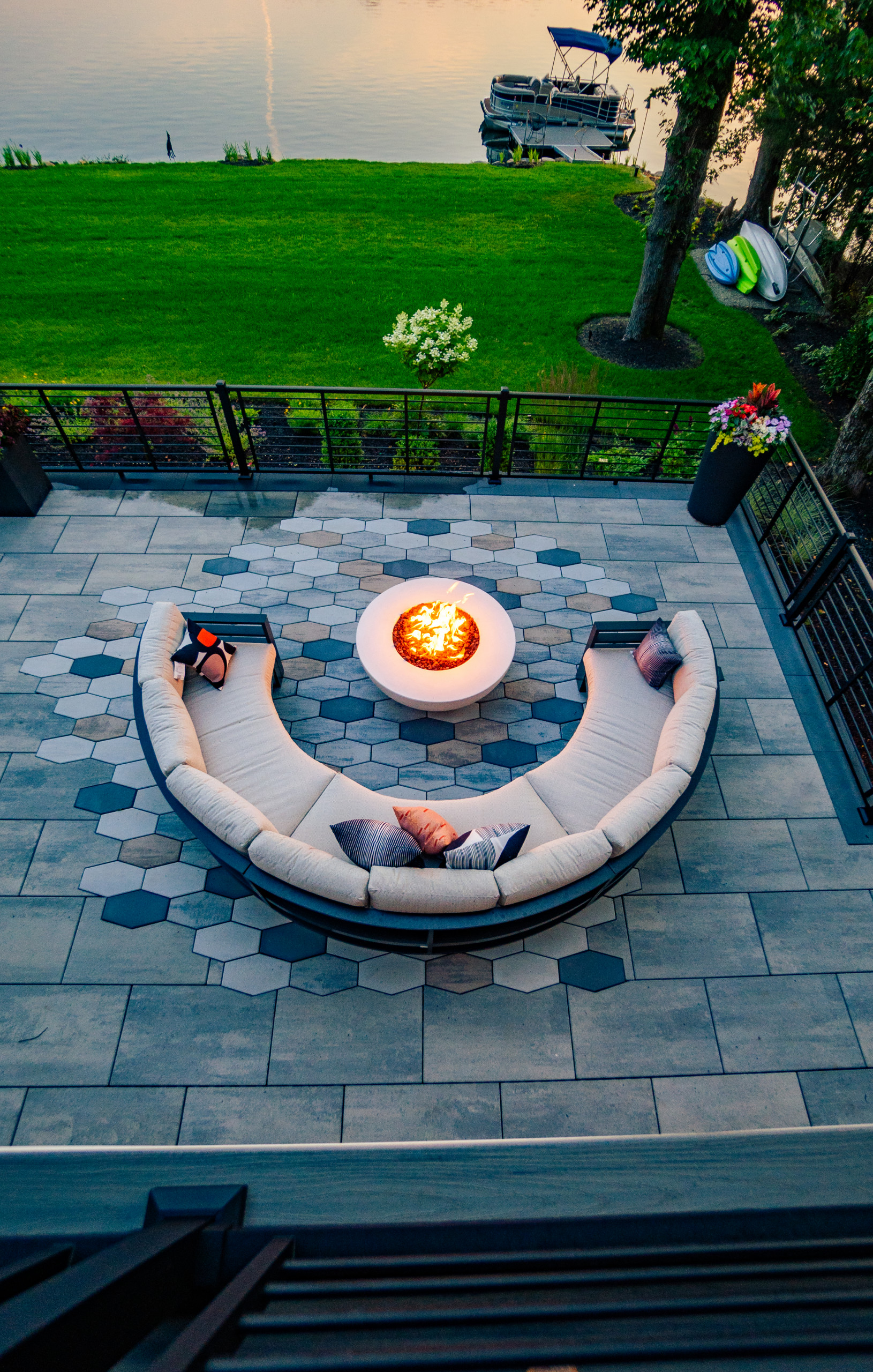 RAISED PATIO, OUTDOOR KITCHEN IN WAYNE NJ