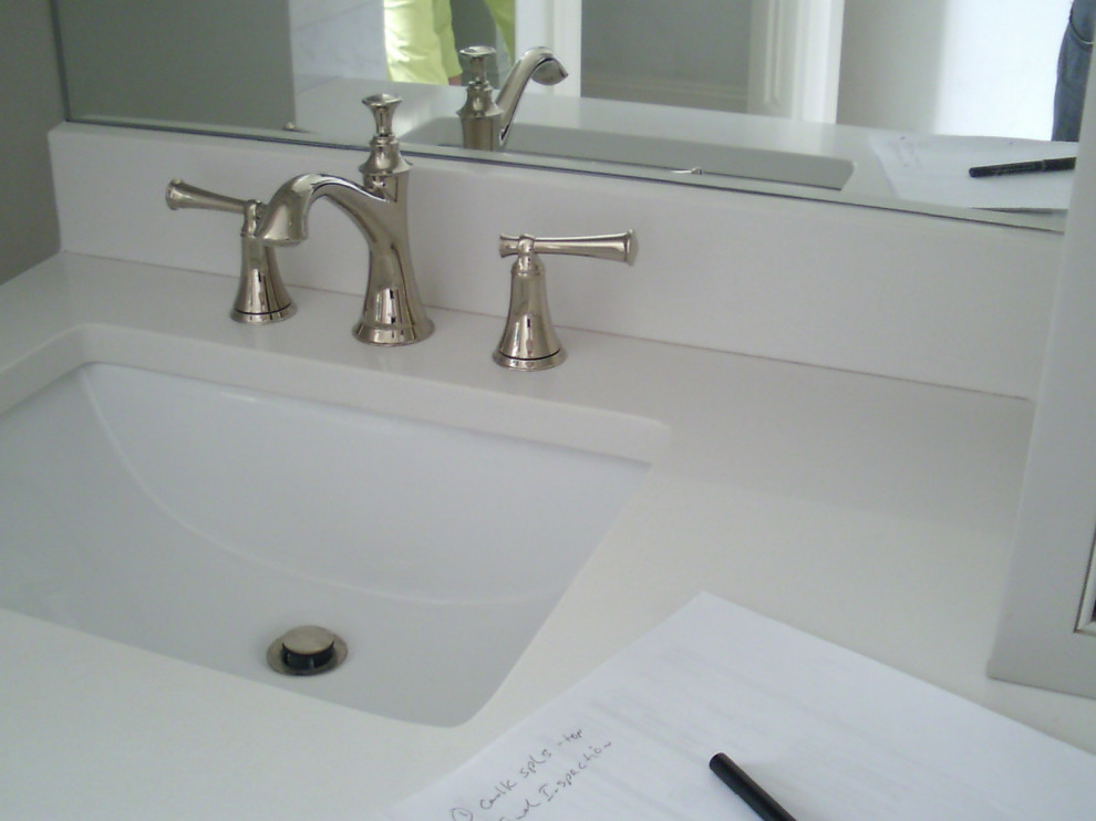 MASTER BATH CARRARA MARBLE