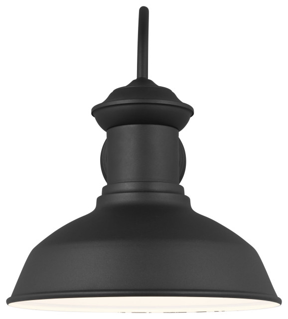 Fredricksburg Outdoor Wall Light in Black, 13.000 Farmhouse Outdoor