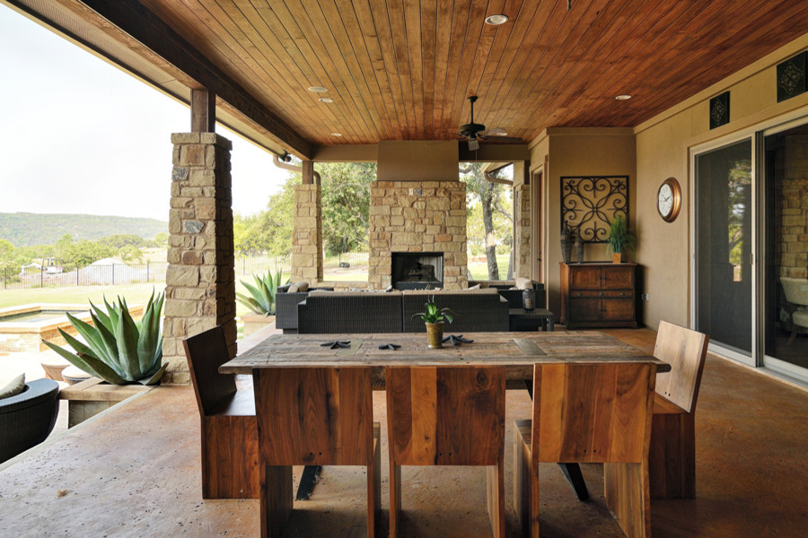 Patio - traditional patio idea in Austin