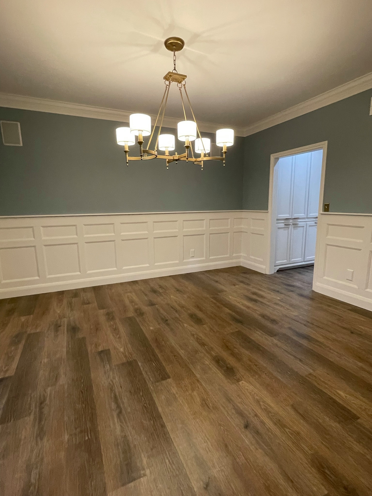 Lakeridge Crossing Dining Room Before