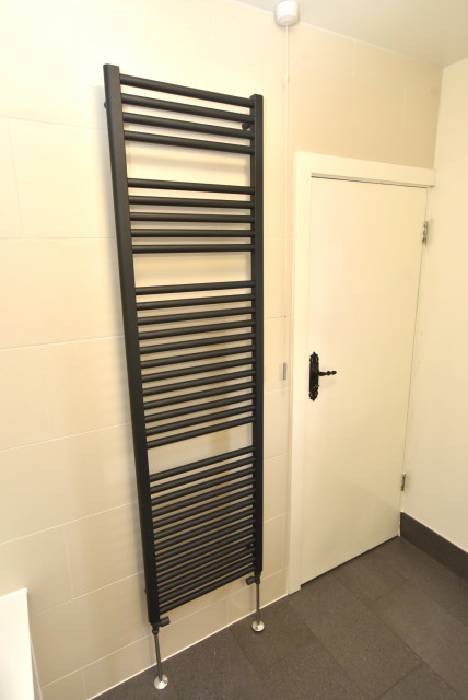 Old Downs bathroom