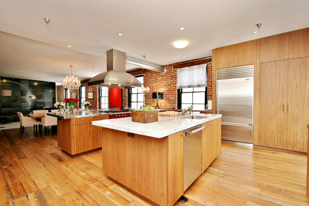 Design ideas for an industrial kitchen in San Francisco with stainless steel appliances.