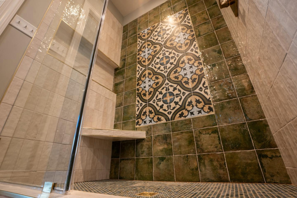 Bathroom 16