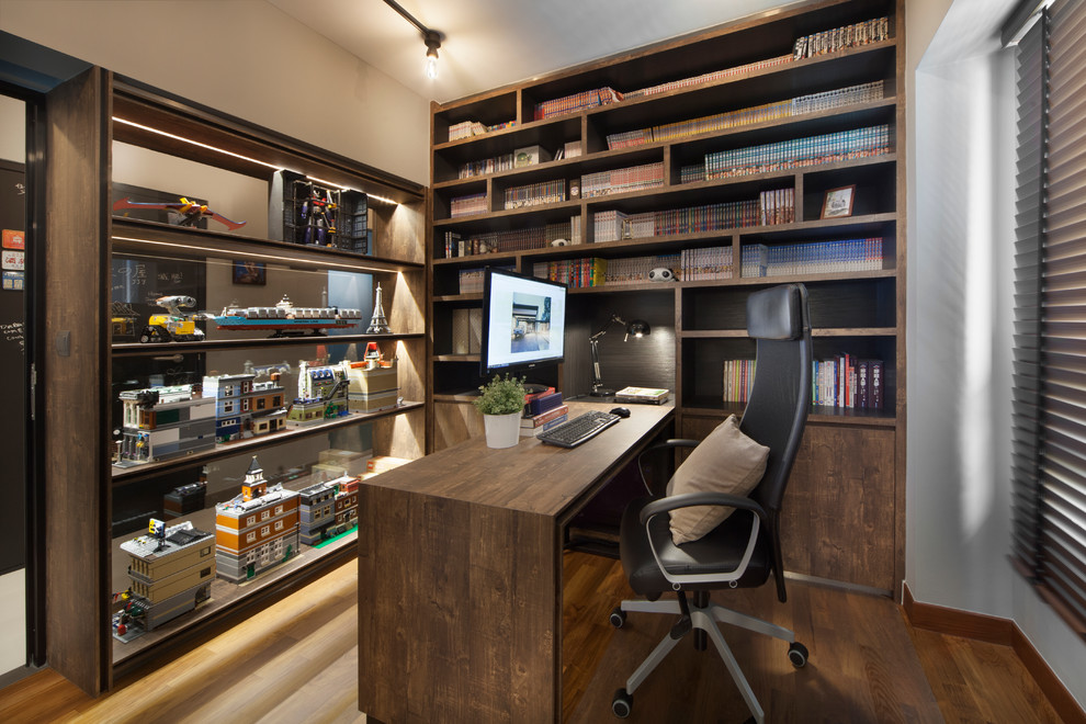 Industrial home office in Singapore.