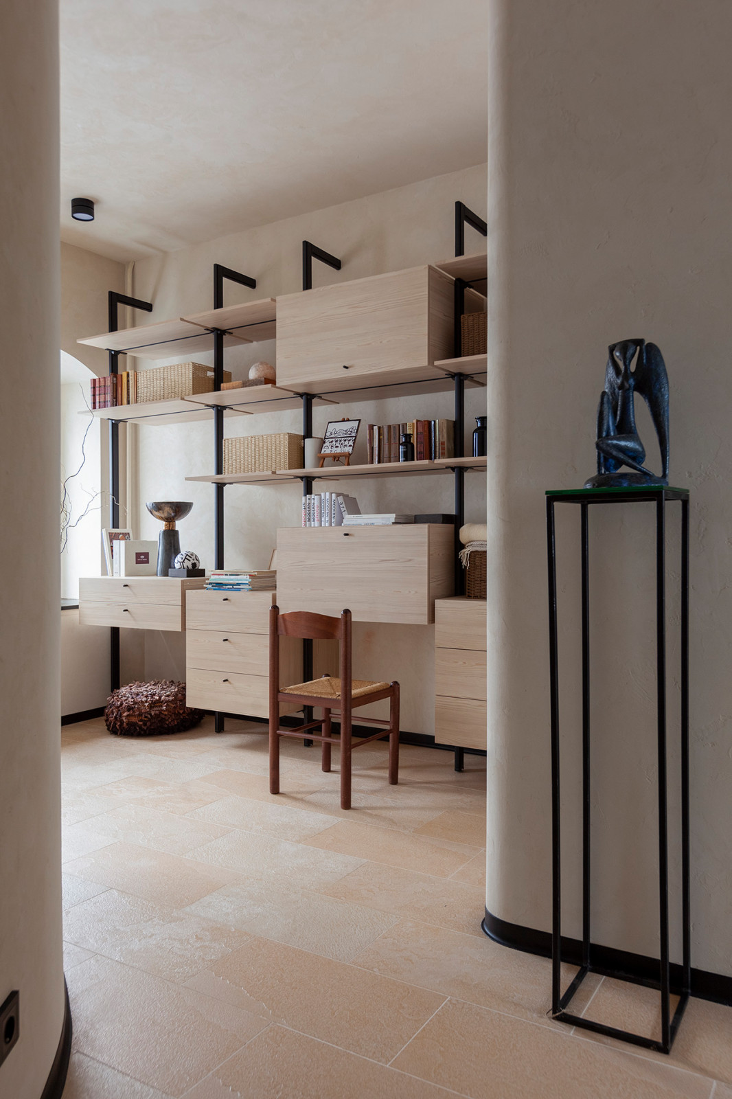 Добрая квартира - интерьер 49м² в доме XIX века