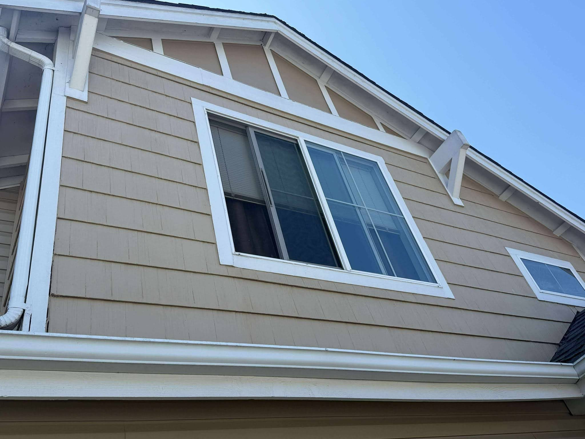 Exterior Wood Repairs & Repaint