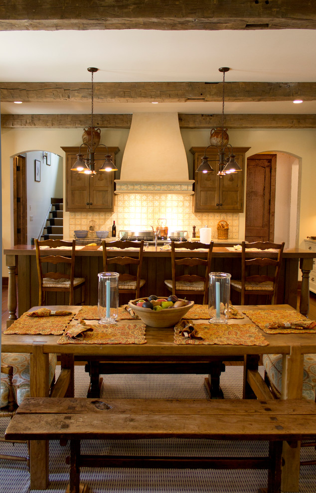 Kitchen - rustic kitchen idea in New York