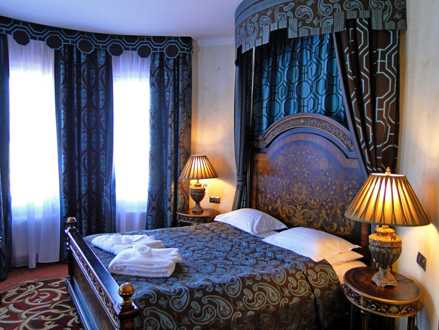 Ткани для штор Me Casa. Средневековый замок