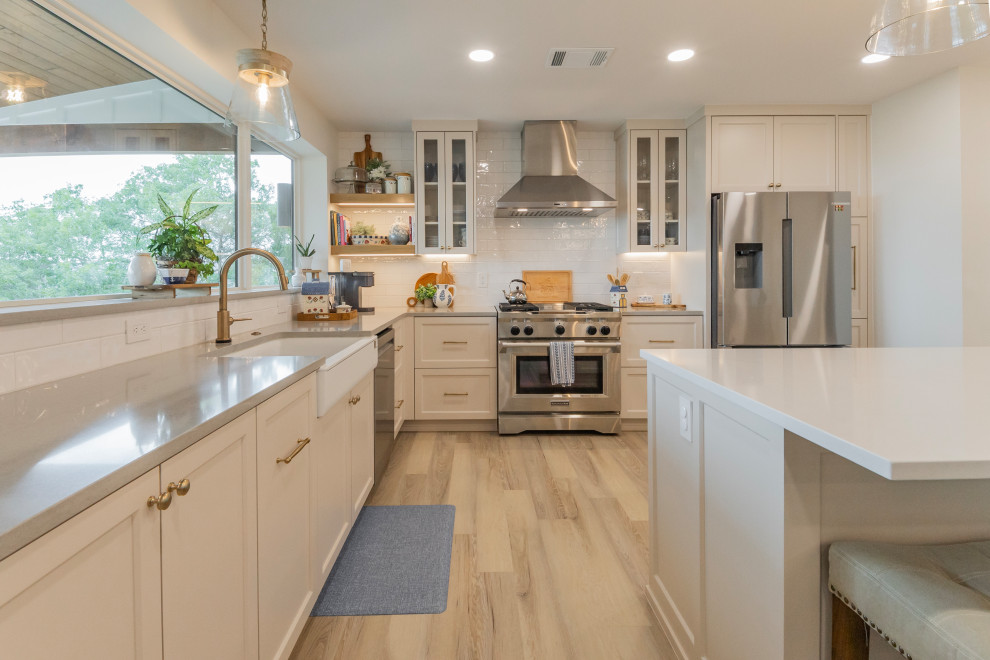 6302 Lynn Lane - Reit Above It All