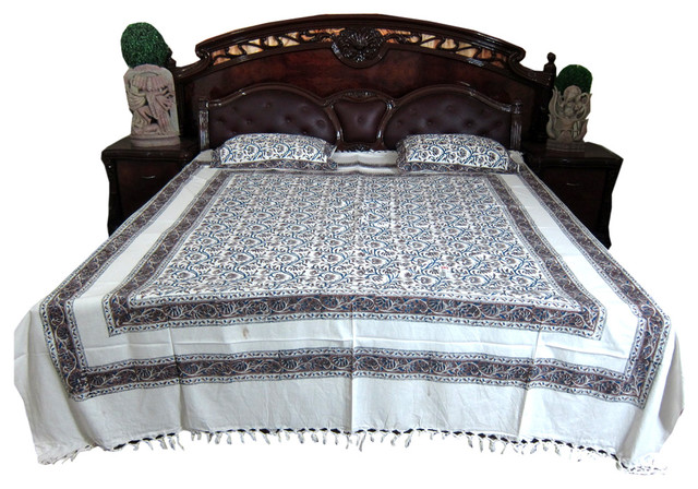 White Floral Printed Indian Cotton Tapestry Bedspreads With Pillows, Set Of 3
