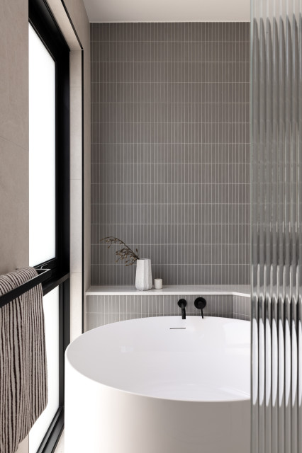 Princes St &bull; Ensuite modern-bathroom