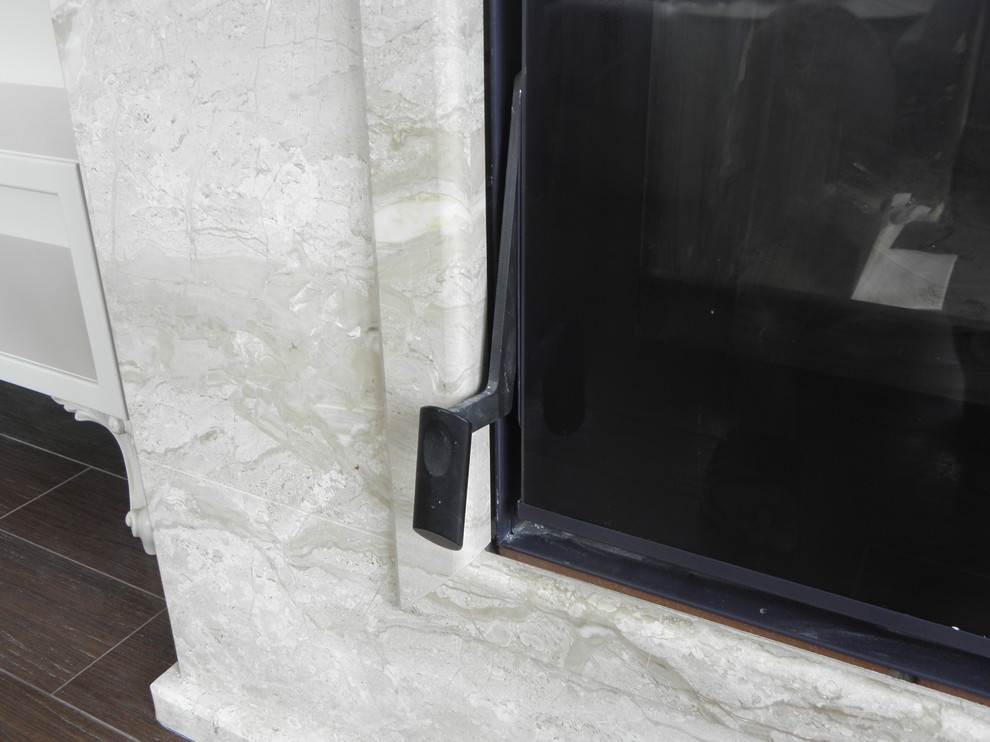 Облицовка камина из мрамора Crema Marfil