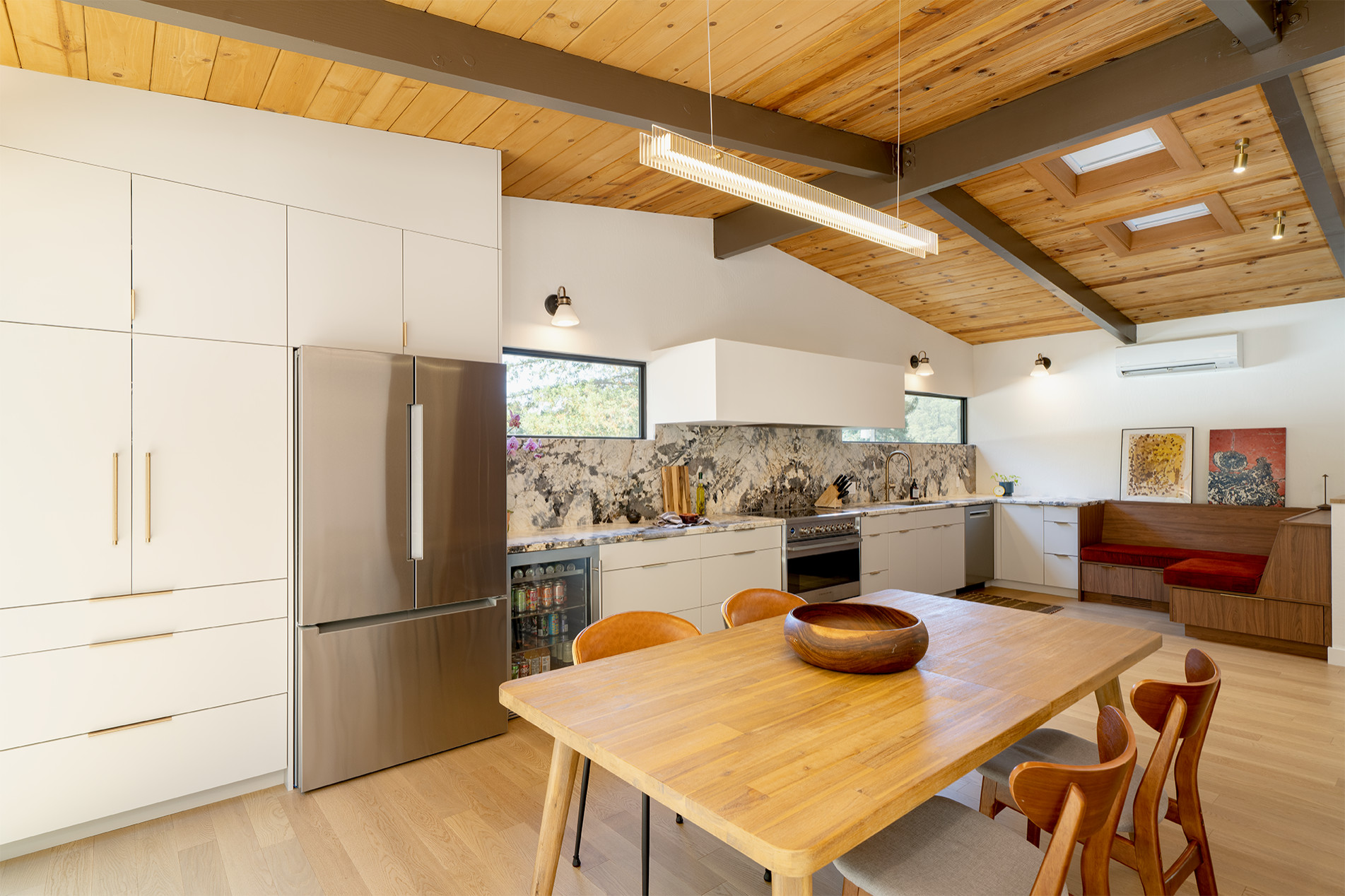 Warm Mid-Century Modern Home Remodel