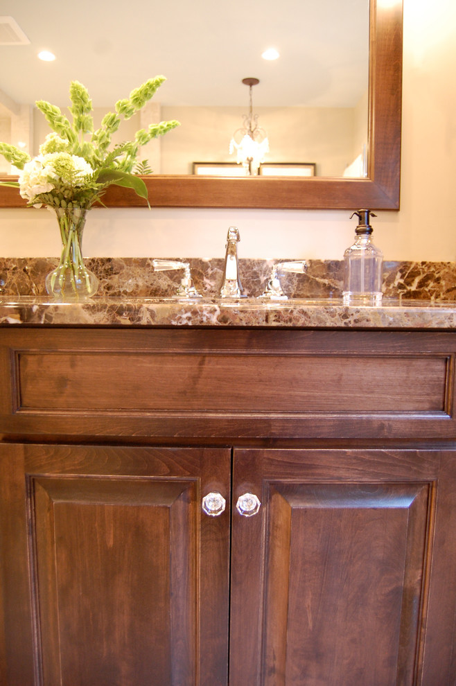 Inspiration for a transitional home design remodel in Raleigh