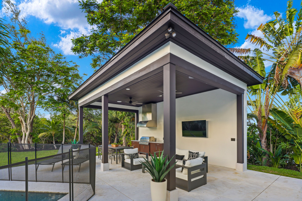 PRIVATE RESIDENCE - OCEAN RIDGE