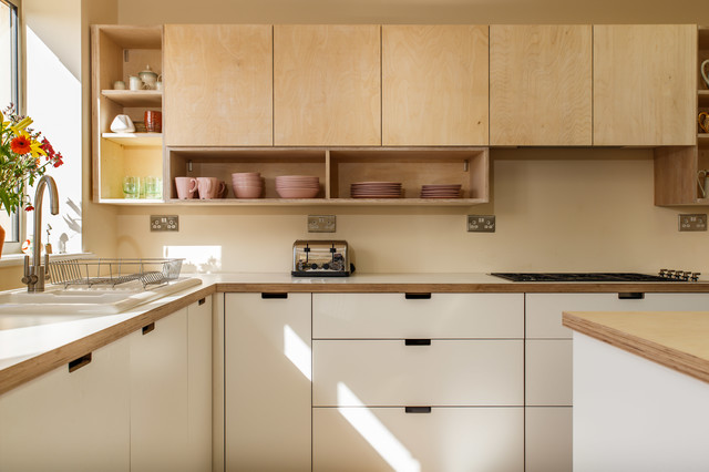 White Wash Birch Ply And White Formica Contemporary Kitchen