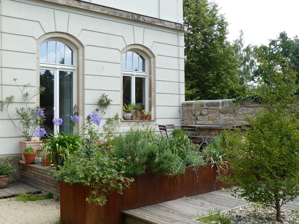 This is an example of a traditional deck in Dresden.