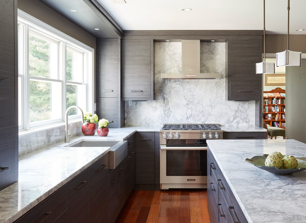 Kitchen - contemporary kitchen idea in Baltimore