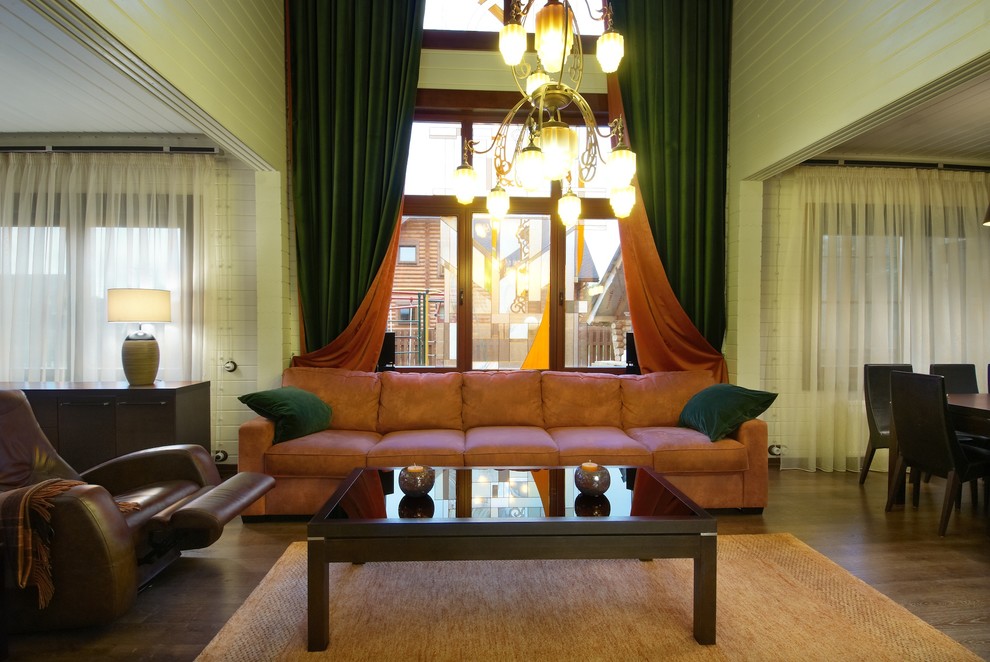 Дом из дерева в современном стиле