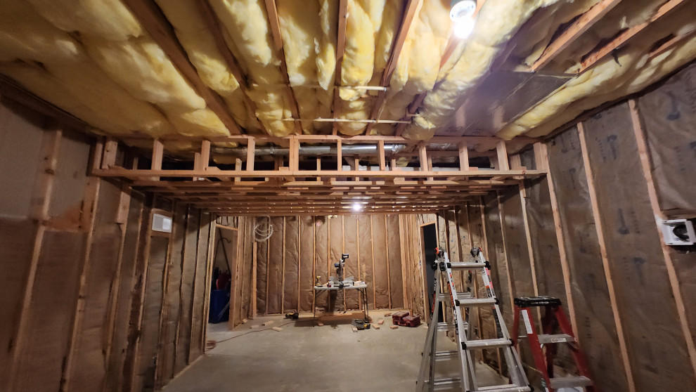 basement frame hang and finish