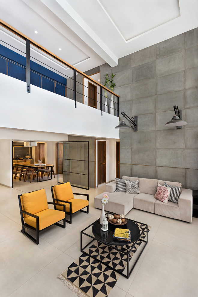 Contemporary living room in Mumbai.