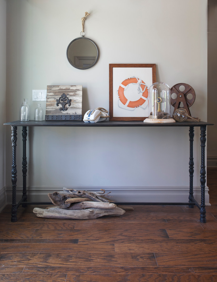 Inspiration for a transitional home design remodel in New York