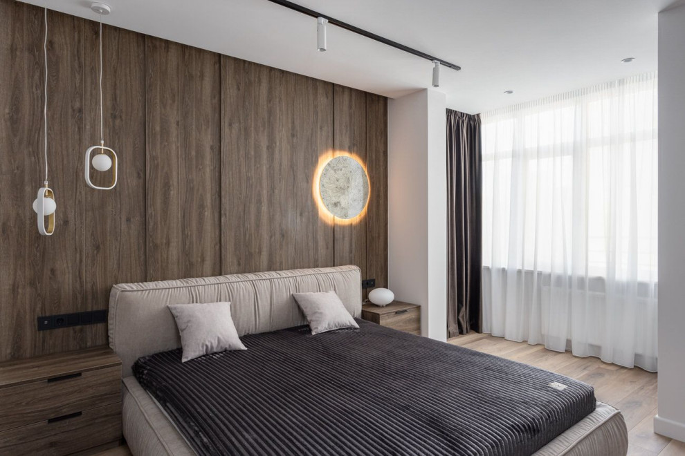 Дизайн спальни в светлых тонах квартиры в квартире в Москве