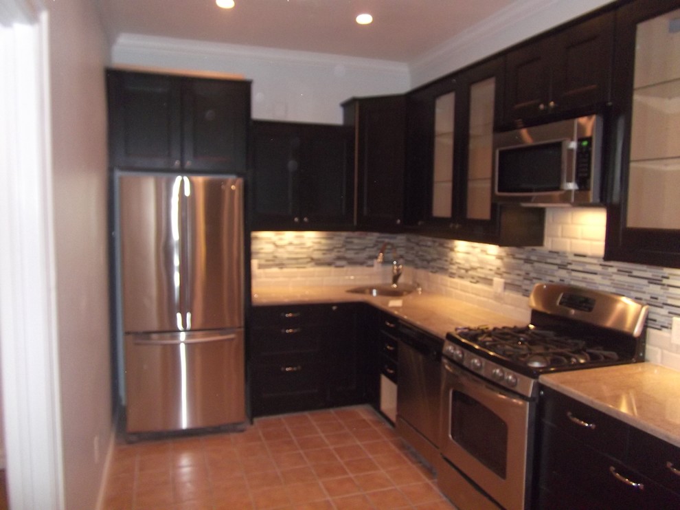 Inspiration for a transitional kitchen remodel in New York