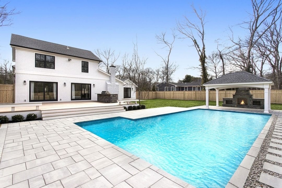 Onyx Natural Pool Patio New York by Cambridge Pavingstones with