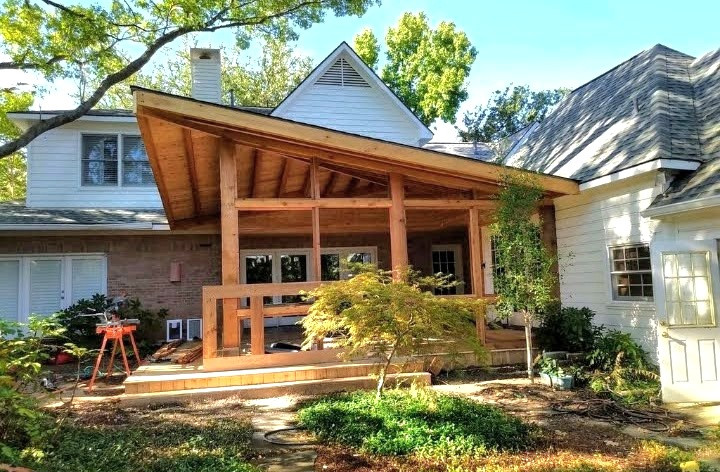 SUNROOM PATIO / DECK