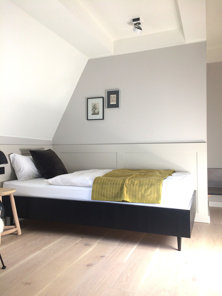Photo of a scandinavian bedroom in Berlin.