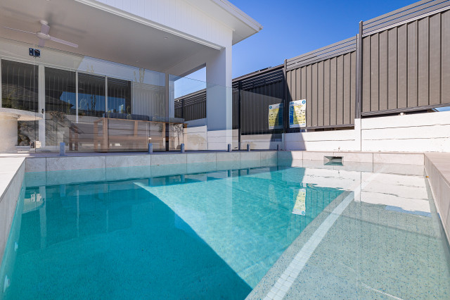 Cannon Hill contemporary-pool