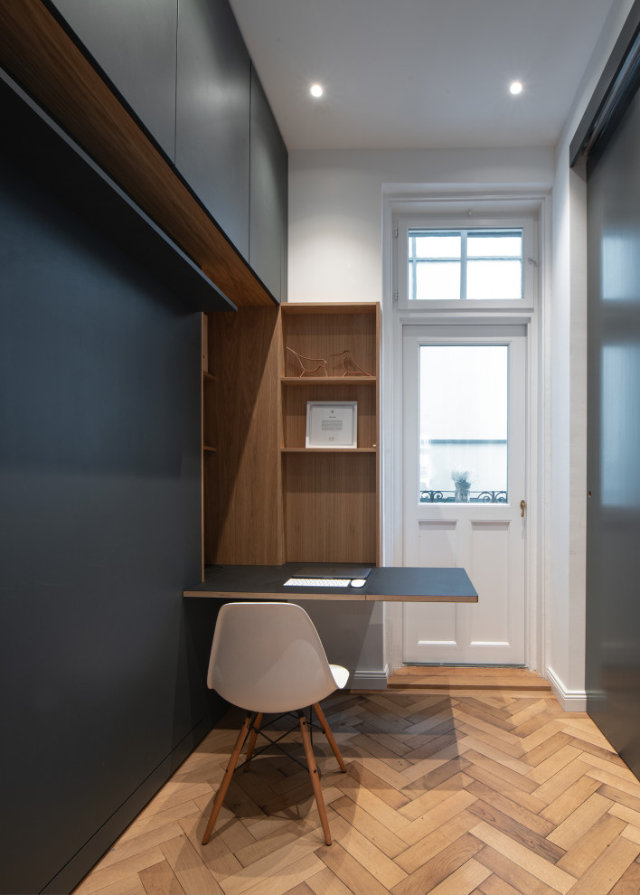 Photo of a small scandinavian home office in Munich.