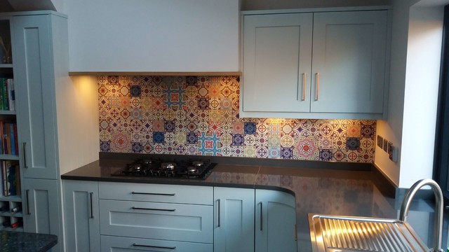 Feature Tile Splashback for Kitchen retro-kitchen