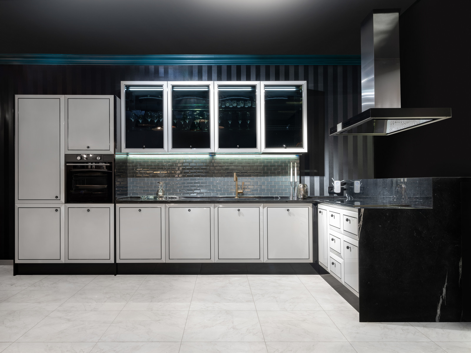 кухня ультраглянец / lady