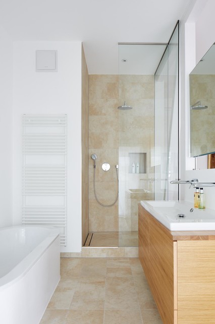 Ausbau einer Dachgeschosswohnung zur Maisonette contemporary-bathroom