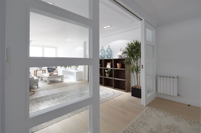 CL&Aacute;SICO RENOVADO coastal-living-room