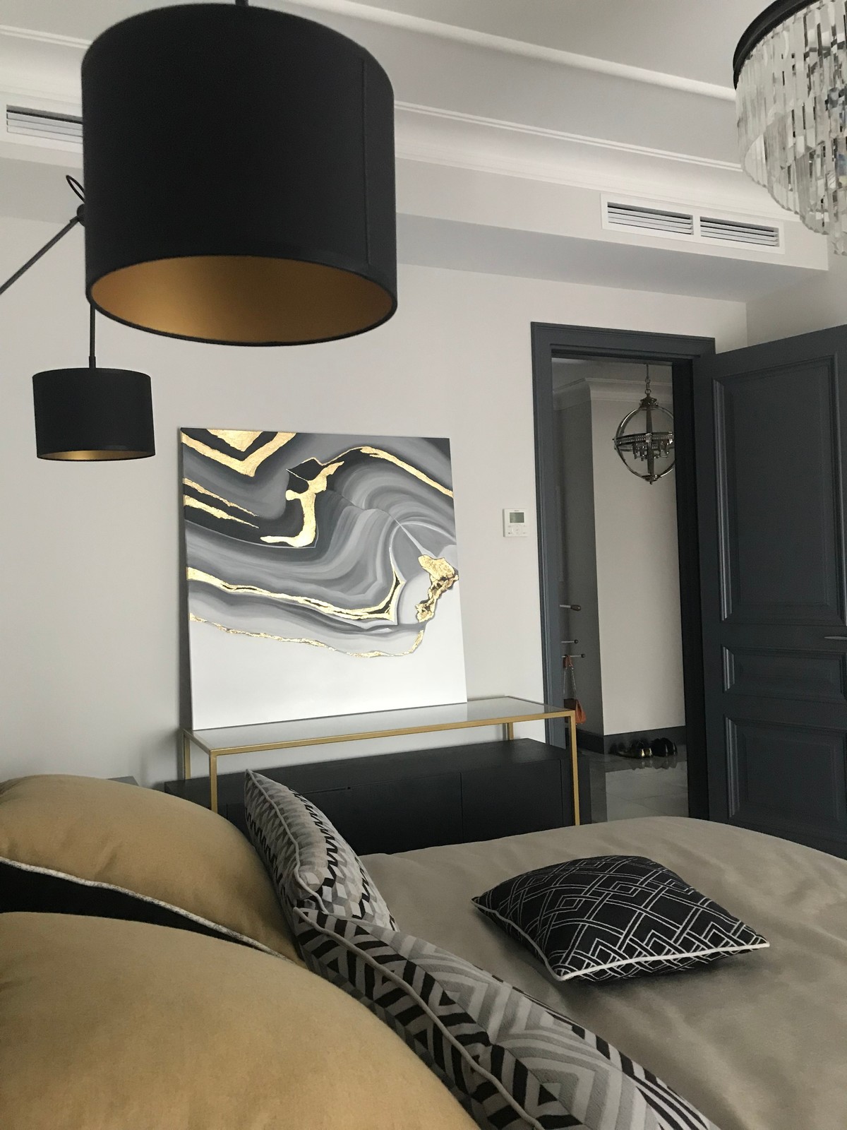 Мужской строгий интерьер