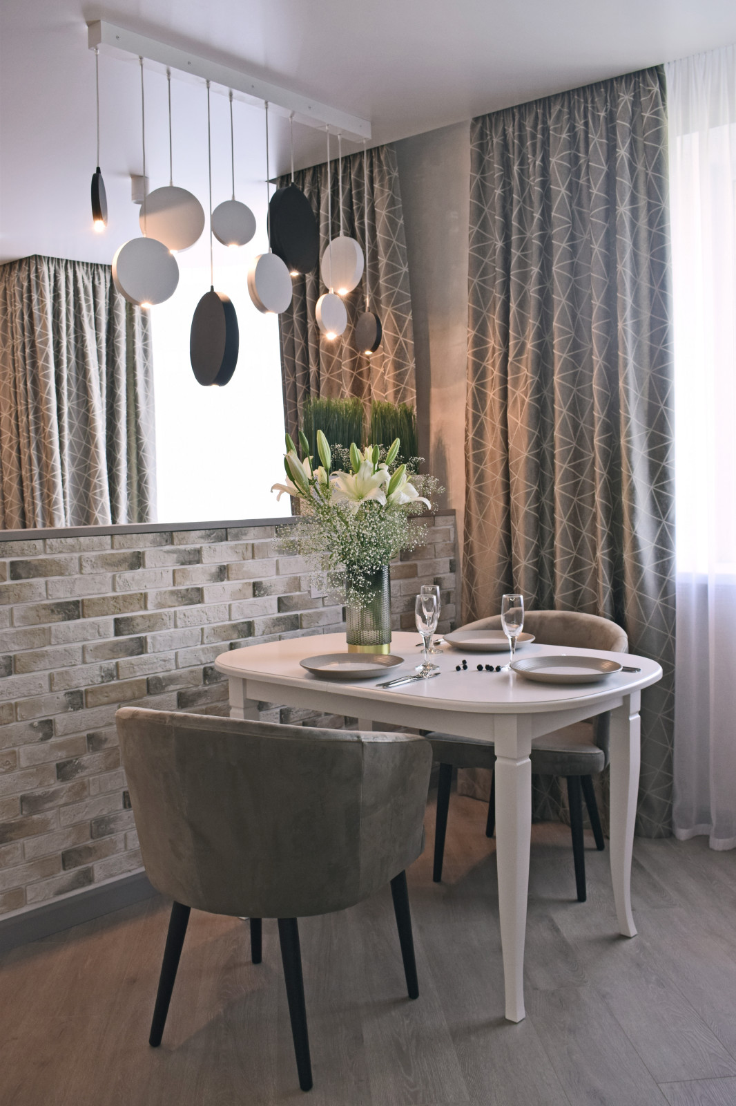 Элегантный бежевый