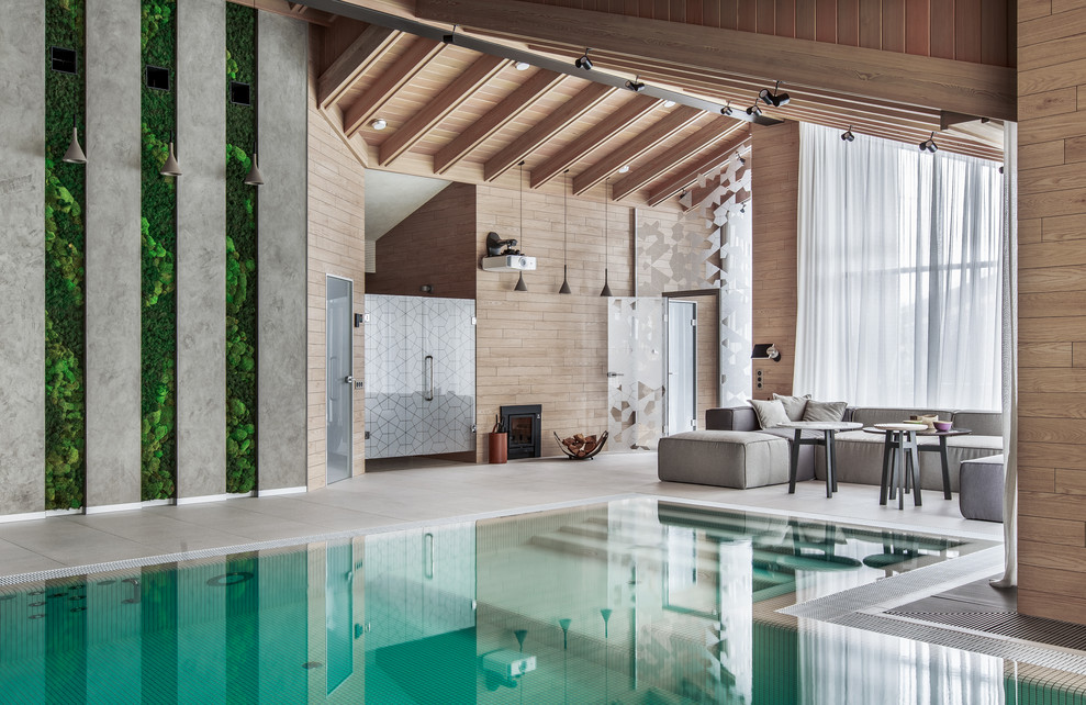 Бассейн в загородном доме