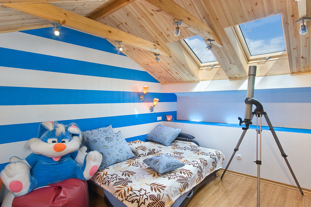 Интерьер коттеджа в ярких тонах