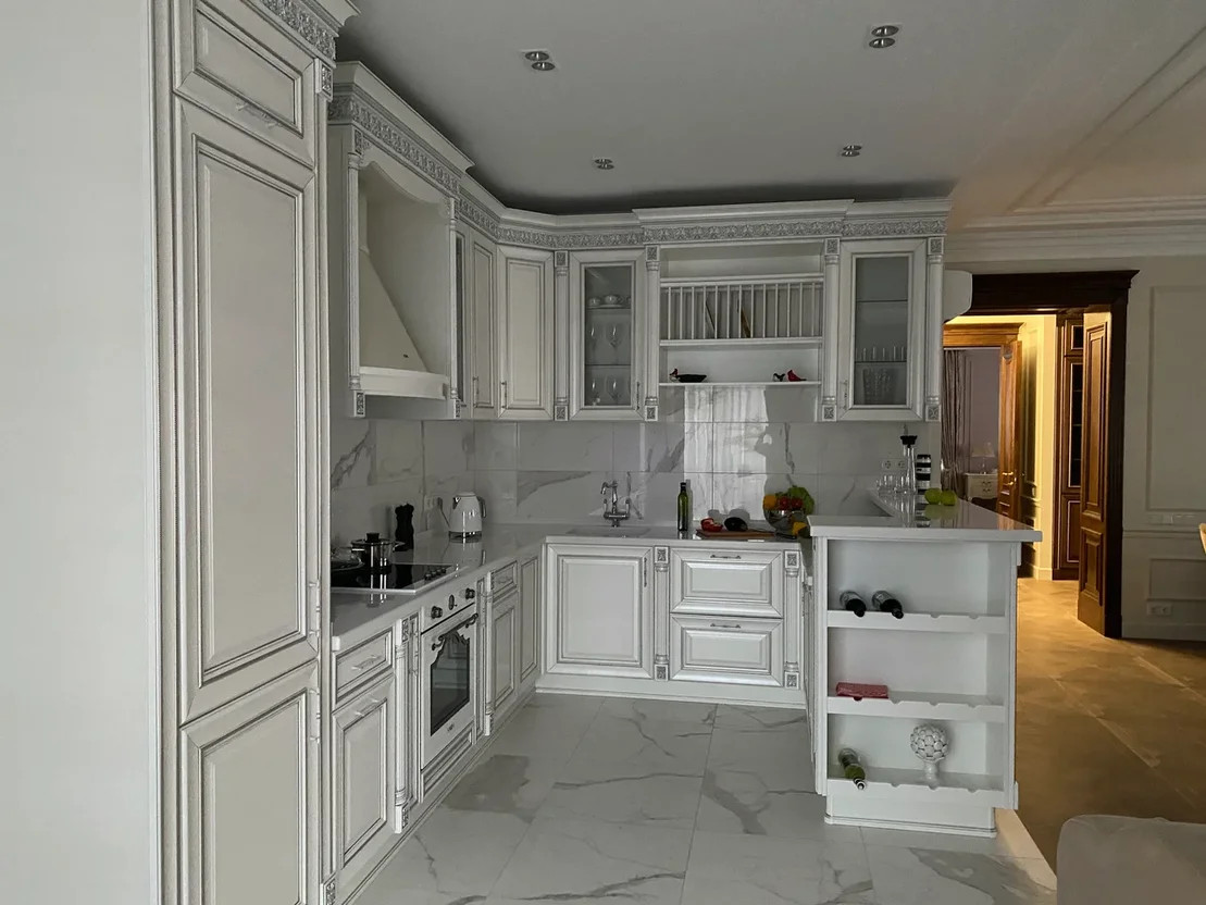 4-х комн.квартира (200кв.м.) Москва